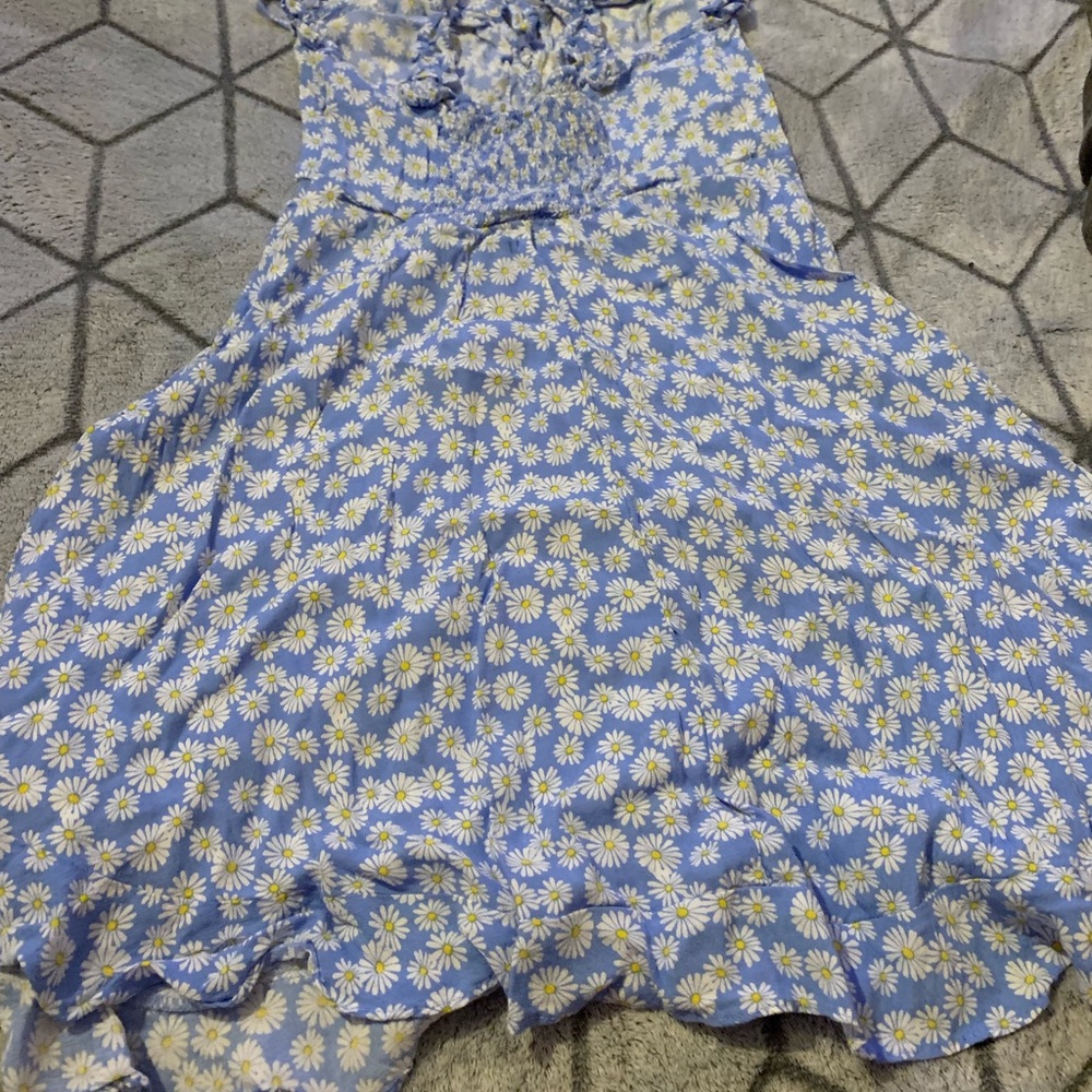 Dress - Picture 2 of 3